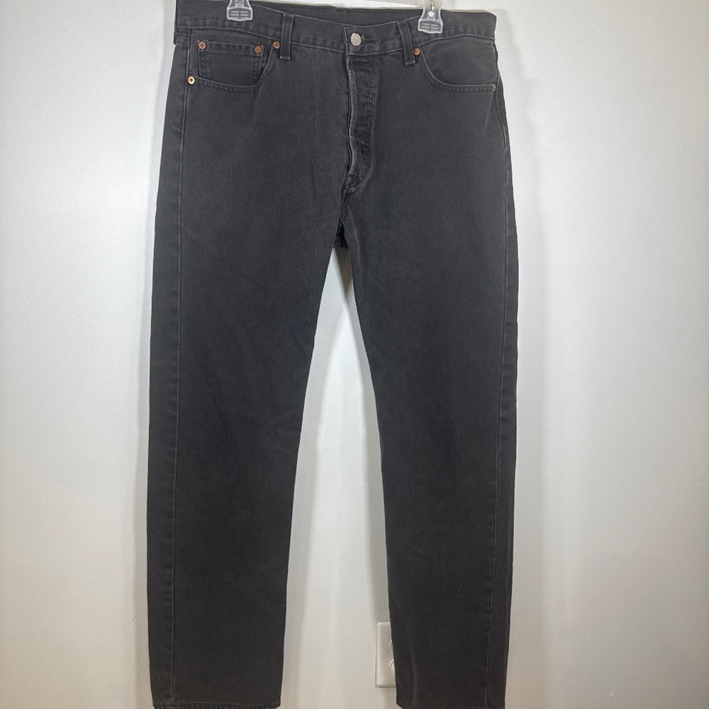 Men’s black Levi’s 501 jeans 36W 34L